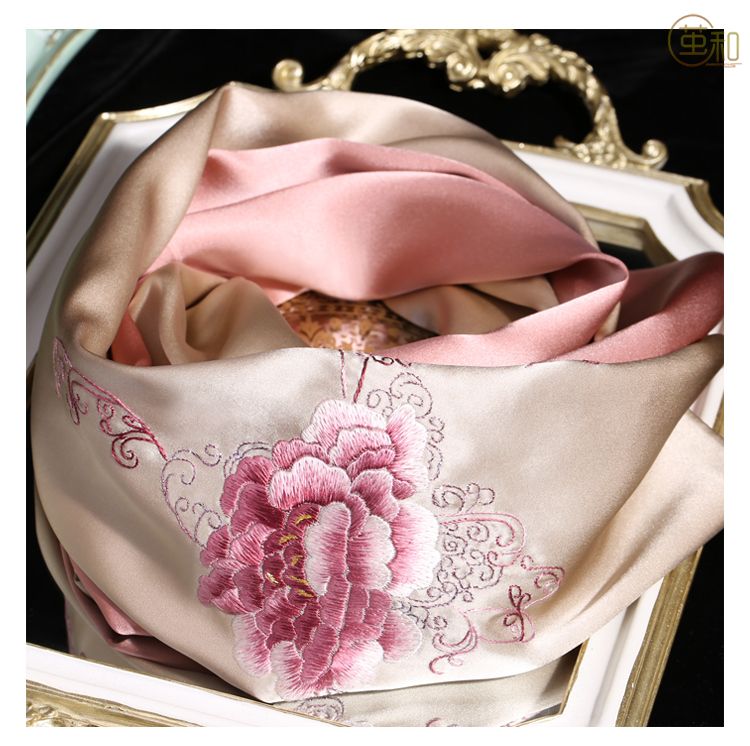  苏绣丝巾女士四季通用款好看的手工刺绣牡